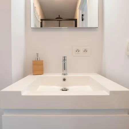 Perfectly Situated With Amazing Views