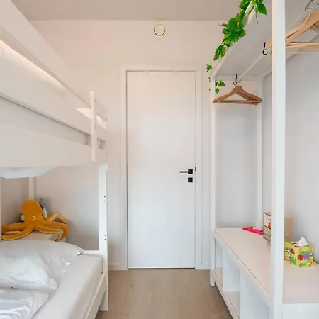 Perfectly Situated With Amazing Views