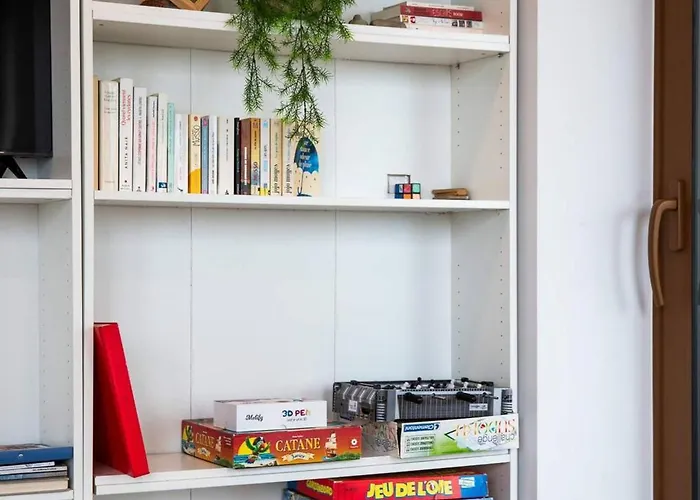 Perfectly Situated With Amazing Views Appartement *